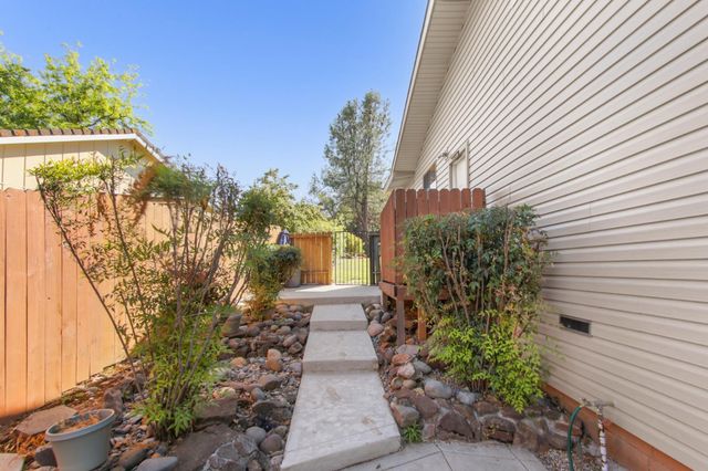 3283 Cessna Dr, Cameron Park, CA 95682