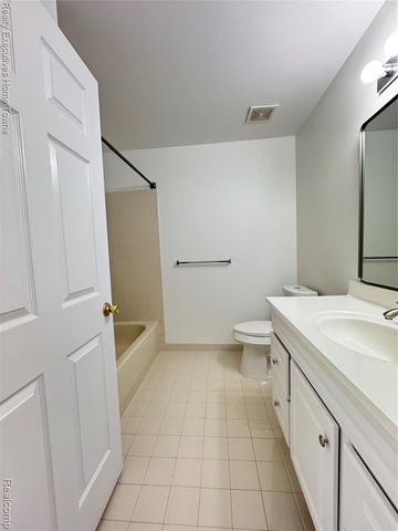 43940 Elm Drive, Sterling Heights, MI 48313