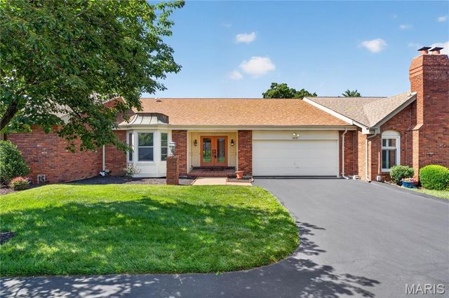 2435 Baxton Way, Chesterfield, MO 63017