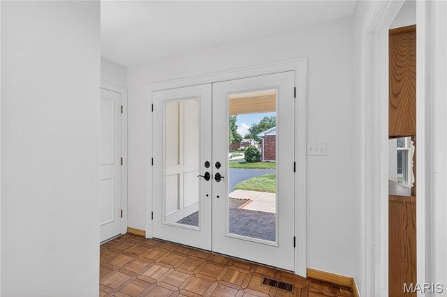 2435 Baxton Way, Chesterfield, MO 63017