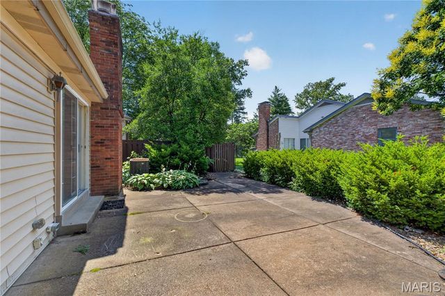 2435 Baxton Way, Chesterfield, MO 63017