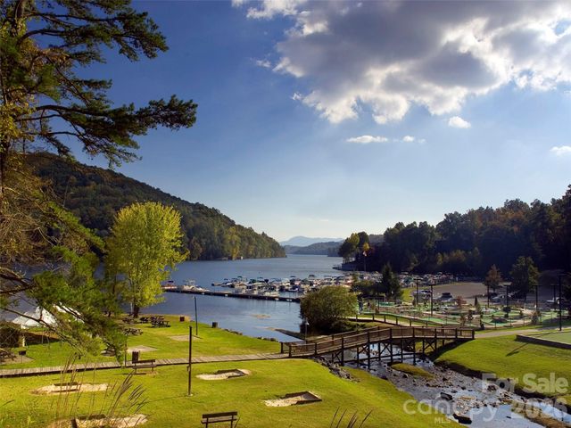 307 Fairway Drive, Lake Lure, NC 28746