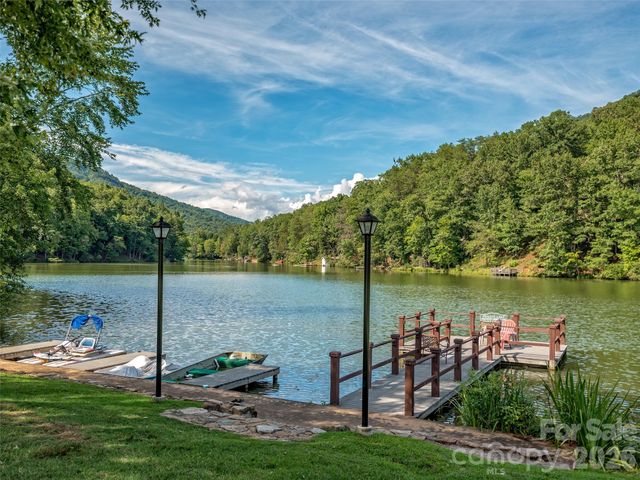 307 Fairway Drive, Lake Lure, NC 28746