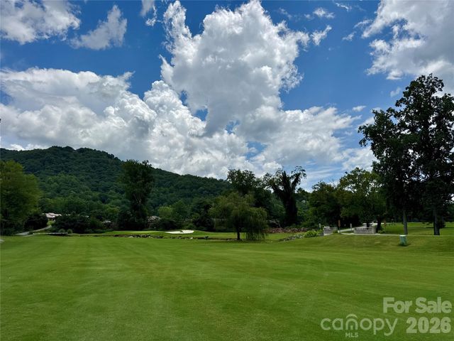 307 Fairway Drive, Lake Lure, NC 28746