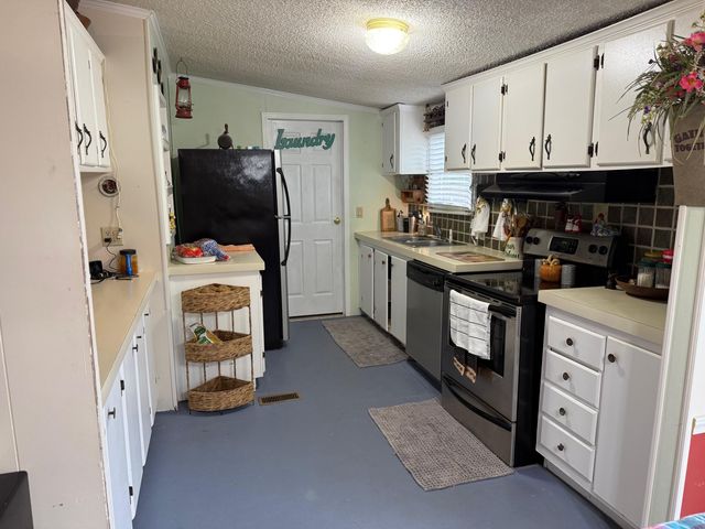 373 New Haven Road, Lancaster, KY 40444