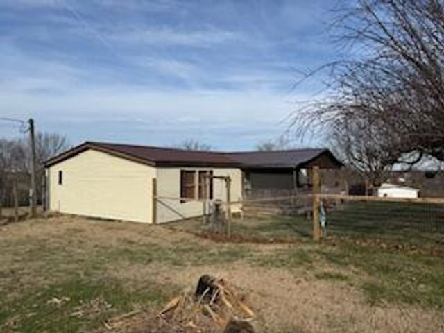 373 New Haven Road, Lancaster, KY 40444