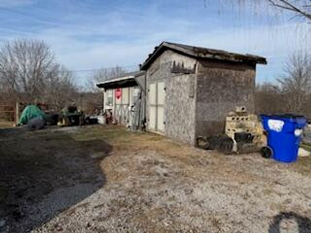 373 New Haven Road, Lancaster, KY 40444