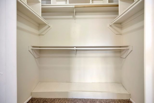 821 Timberoaks Drive, Azle, TX 76020