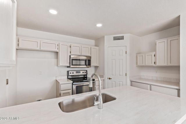 1616 N ALTA MESA Drive 68, Mesa, AZ 85205