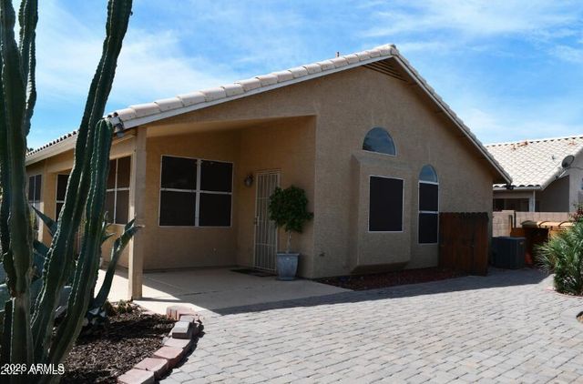 1476 E SILVER CREEK Road, Gilbert, AZ 85296