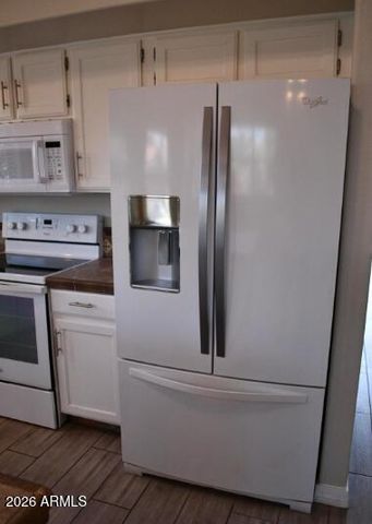 1476 E SILVER CREEK Road, Gilbert, AZ 85296