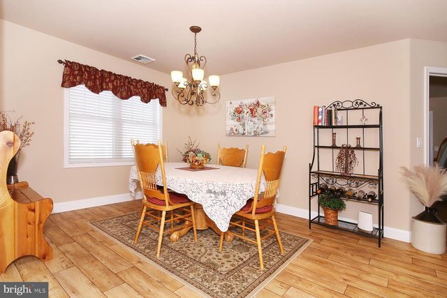 1005 GREAT HALL DR, Lebanon, PA 17042