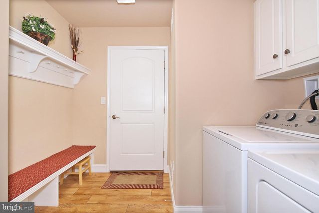 1005 GREAT HALL DR, Lebanon, PA 17042