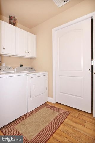 1005 GREAT HALL DR, Lebanon, PA 17042