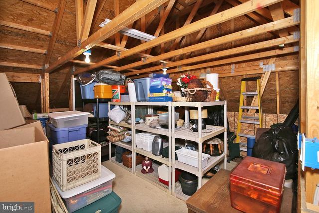 1005 GREAT HALL DR, Lebanon, PA 17042