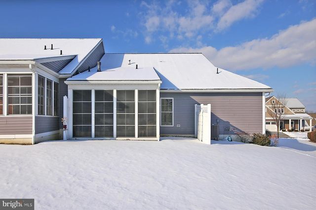 1005 GREAT HALL DR, Lebanon, PA 17042