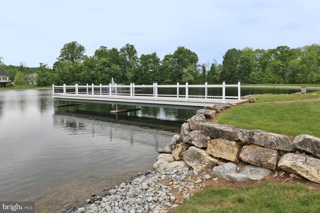 1005 GREAT HALL DR, Lebanon, PA 17042