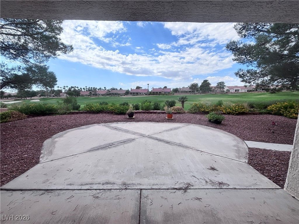 Image 17 of property listing at 9437 EAGLE VALLEY Drive, Las Vegas, NV 89134