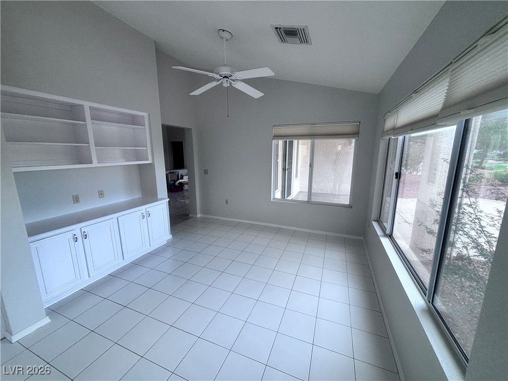 Image 9 of property listing at 9437 EAGLE VALLEY Drive, Las Vegas, NV 89134