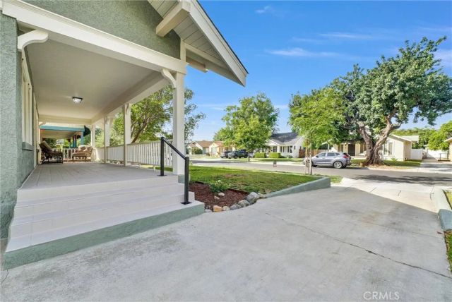 3759 Hoover Street, Riverside, CA 92504