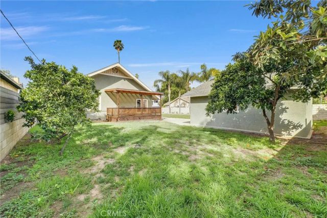 3759 Hoover Street, Riverside, CA 92504