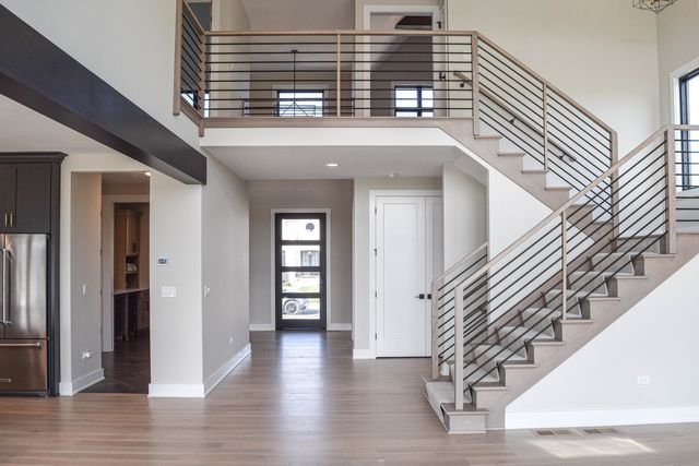 27W151 48th Street, Naperville, IL 60540