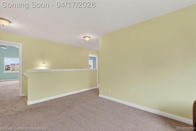 8314 Peninsula Circle, Grand Blanc, MI 48439