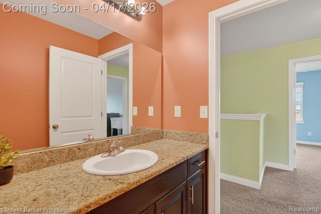 8314 Peninsula Circle, Grand Blanc, MI 48439