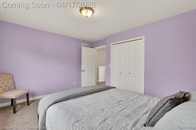 8314 Peninsula Circle, Grand Blanc, MI 48439