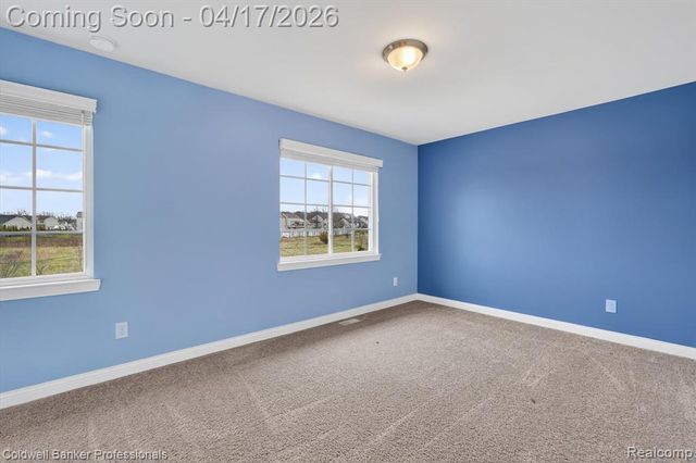 8314 Peninsula Circle, Grand Blanc, MI 48439