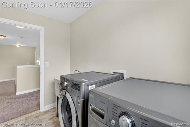 8314 Peninsula Circle, Grand Blanc, MI 48439