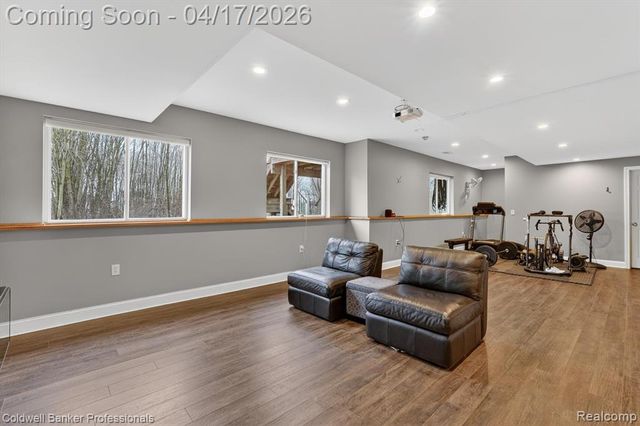 8314 Peninsula Circle, Grand Blanc, MI 48439