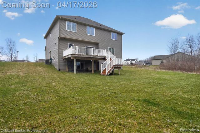 8314 Peninsula Circle, Grand Blanc, MI 48439