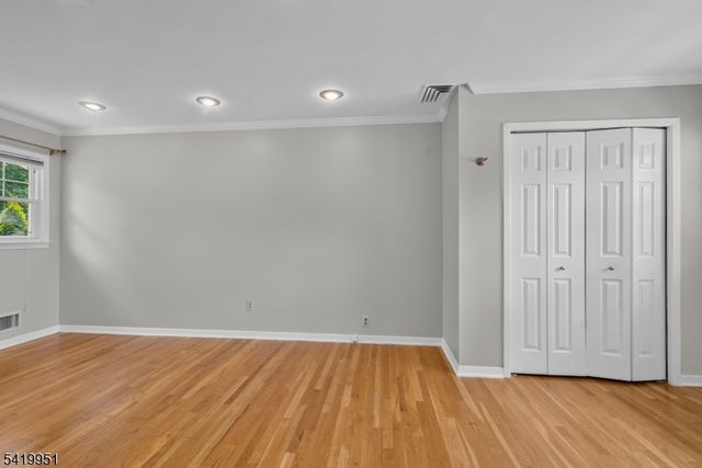 260 Saint Cloud Ave, West Orange Twp., NJ 07052