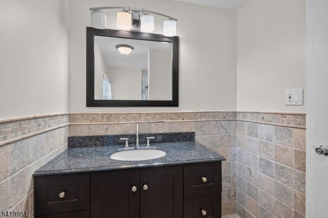 260 Saint Cloud Ave, West Orange Twp., NJ 07052