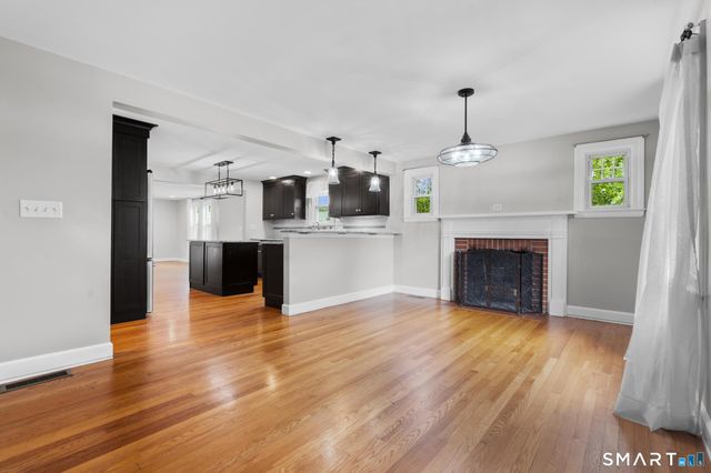 28 Horton Road, Manchester, CT 06042