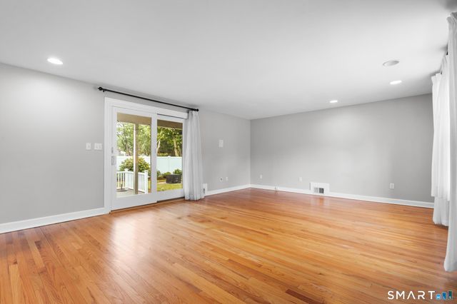 28 Horton Road, Manchester, CT 06042
