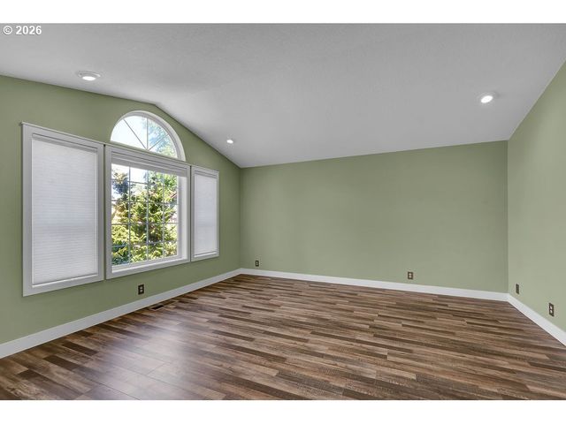 2515 NOAH St, Eugene, OR 97402