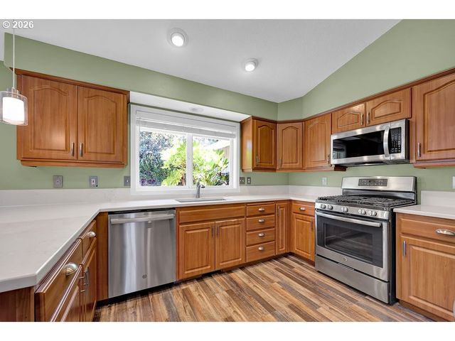 2515 NOAH St, Eugene, OR 97402