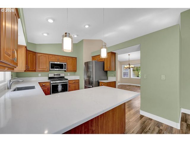 2515 NOAH St, Eugene, OR 97402