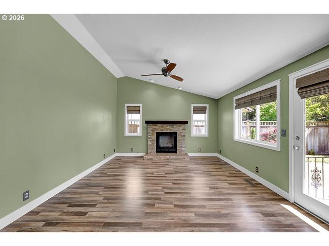 2515 NOAH St, Eugene, OR 97402