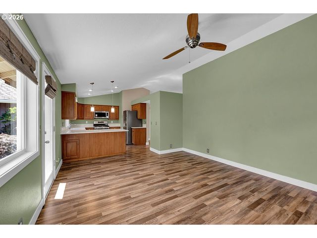 2515 NOAH St, Eugene, OR 97402