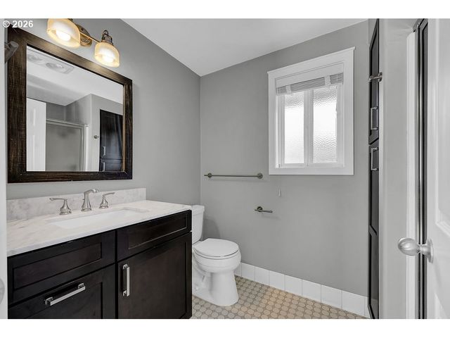 2515 NOAH St, Eugene, OR 97402