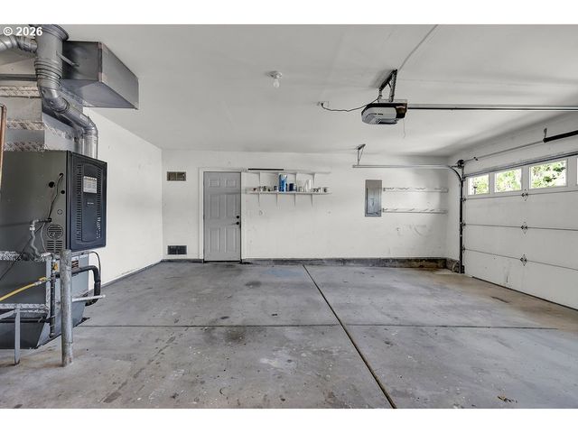 2515 NOAH St, Eugene, OR 97402