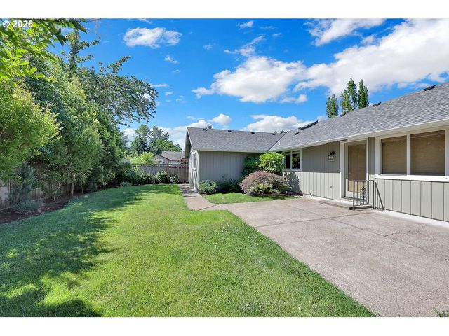2515 NOAH St, Eugene, OR 97402