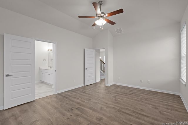 6830 Comanche Post, San Antonio, TX 78233