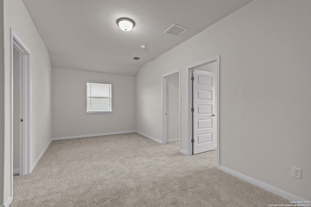 6830 Comanche Post, San Antonio, TX 78233