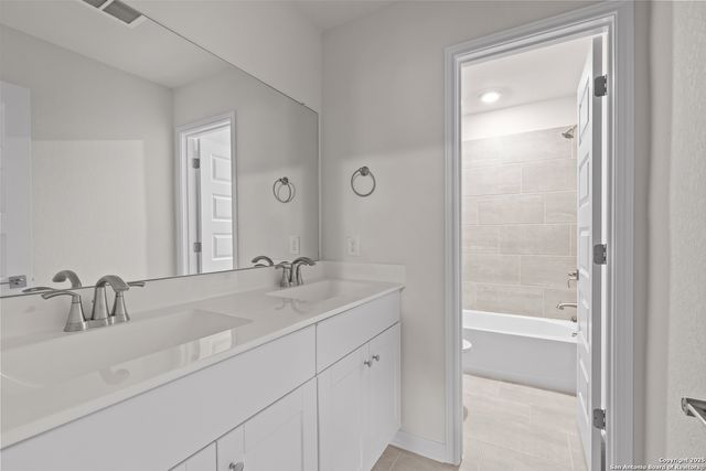 6830 Comanche Post, San Antonio, TX 78233