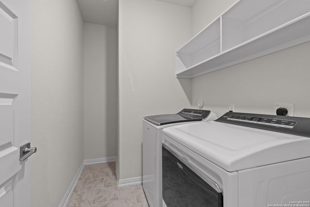 6830 Comanche Post, San Antonio, TX 78233