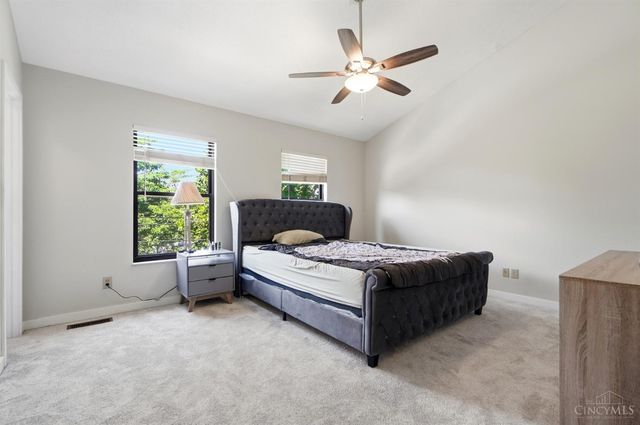 1008 John Street, Cincinnati, OH 45203